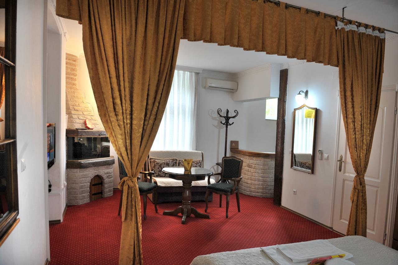 Hotel Latinski Most Sarajevo Ngoại thất bức ảnh